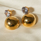 Exquisitos pendientes de moda de alta calidad de acero inoxidable con gota hemisférica de circonia cúbica, chapados en PVD 18K, joyería de moda y regalo.