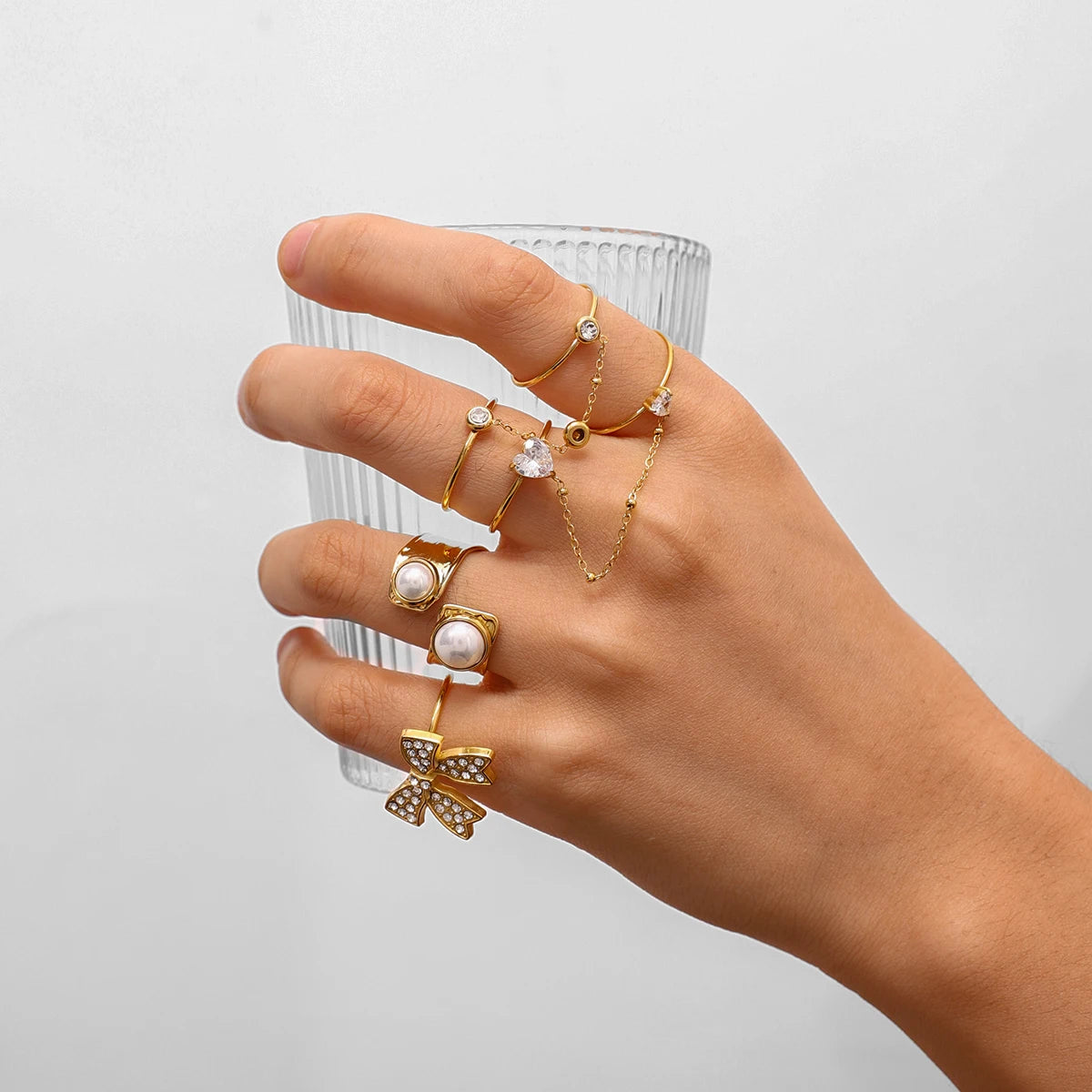 Anillo abierto de diseño multiestilo minimalista de acero inoxidable color dorado ligero y cómodo encanto para mujer joyería de declaración chapada en PVD 18K