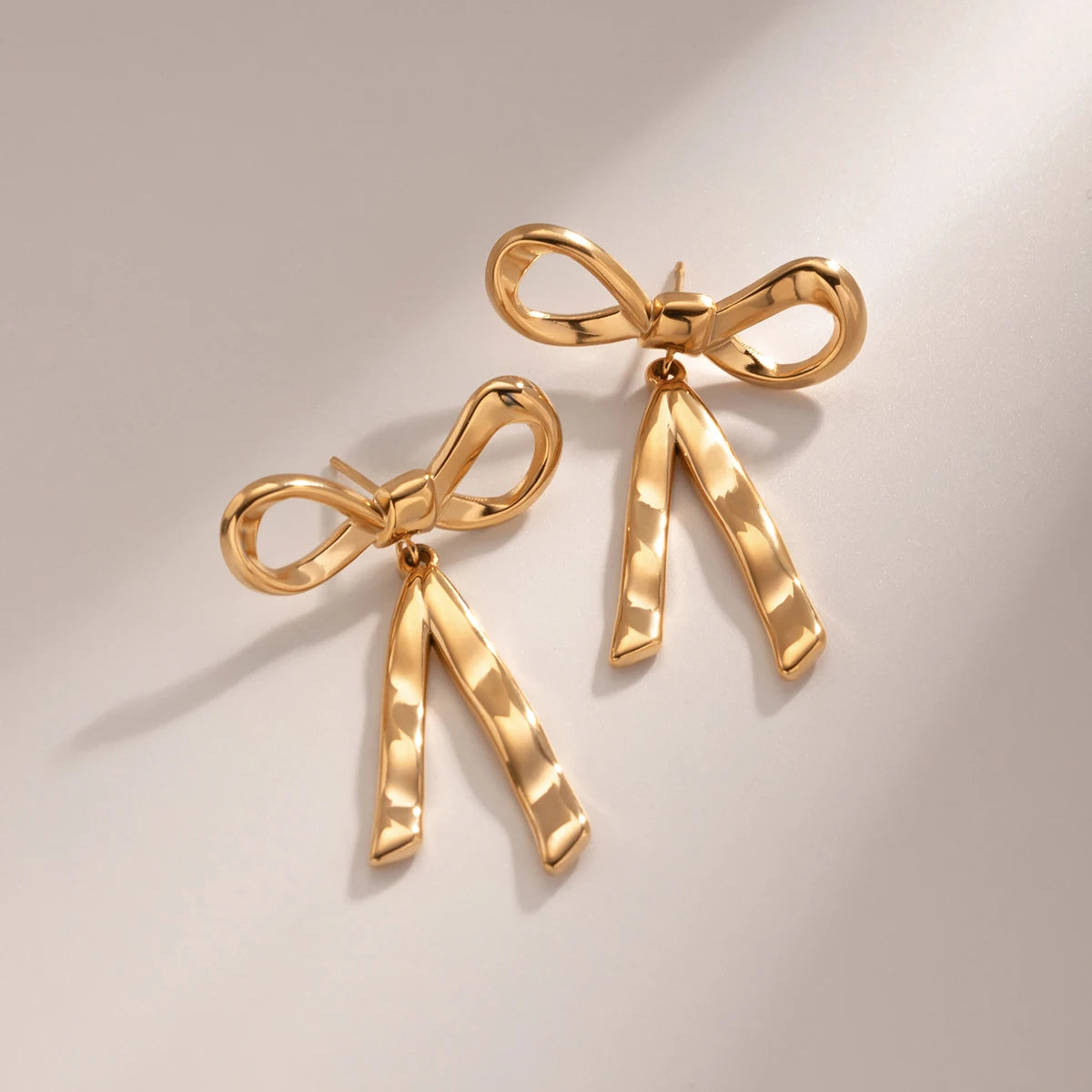 Stainless Steel 18k Gold Plated Bowknot Bow Stud Earrings Water Resistant Statement Women Charm Versatile Trendy Jewelry