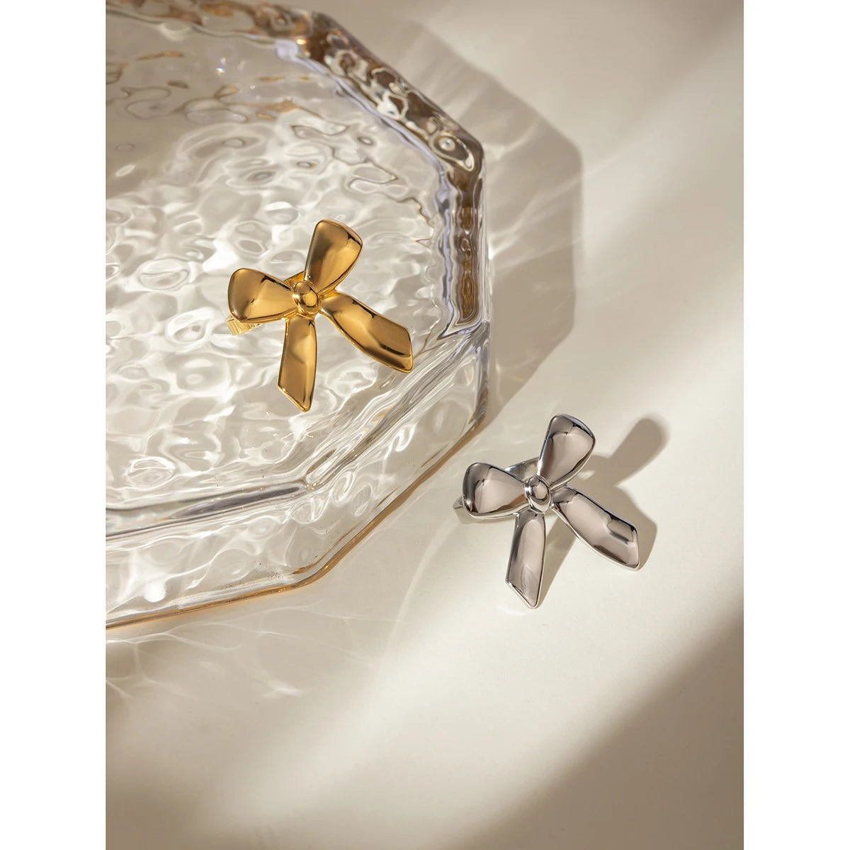 18K PVD Plated Trendy Stainless Steel Delicate Smooth Bowknot Opening RingCharm Jewelry Waterproof for Women Gala Gift