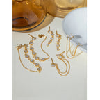 18K PVD-beschichteter Edelstahl Minimalistische Quaste Puder Guss Runde Zirkon Ohrringe Wasserdicht Hochwertiger Damenschmuck