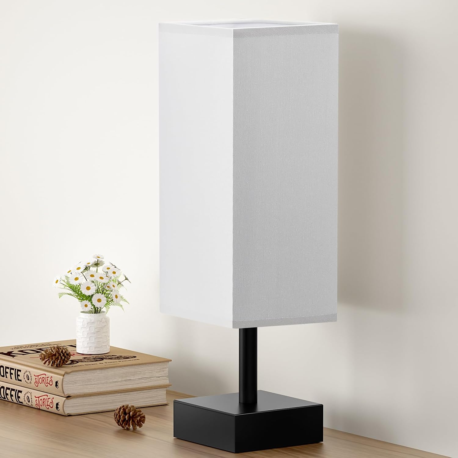 Small Table Lamp for Bedroom - Bedside Lamps for Nightstand, Minimalist Night Stand Light Lamp with Square Fabric Shade, Desk Reading Lamp for Kids Room Living Room Office Dorm - Grand Goldman