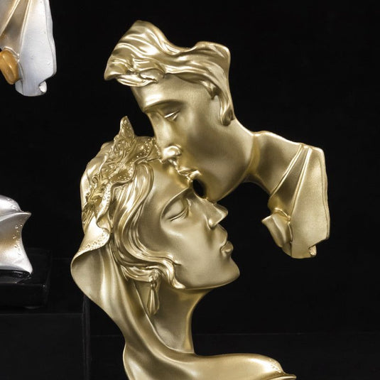 Statue of lovers - Grand Goldman