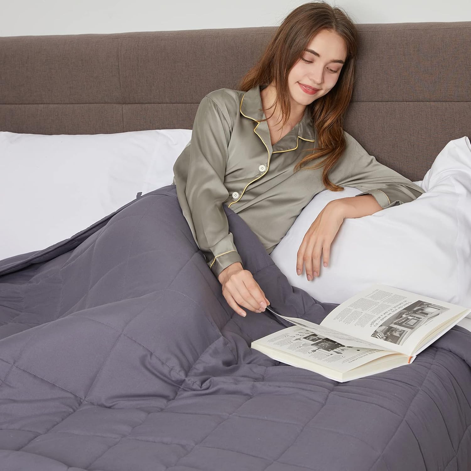 Topcee Weighted Blanket (20lbs 60"x80" Queen Size) for Adult All-Season Summer Fall Winter Cooling Breathable Heavy Microfiber Material with Glass Beads Big Blanket Soft Thick Comfort - Grand Goldman