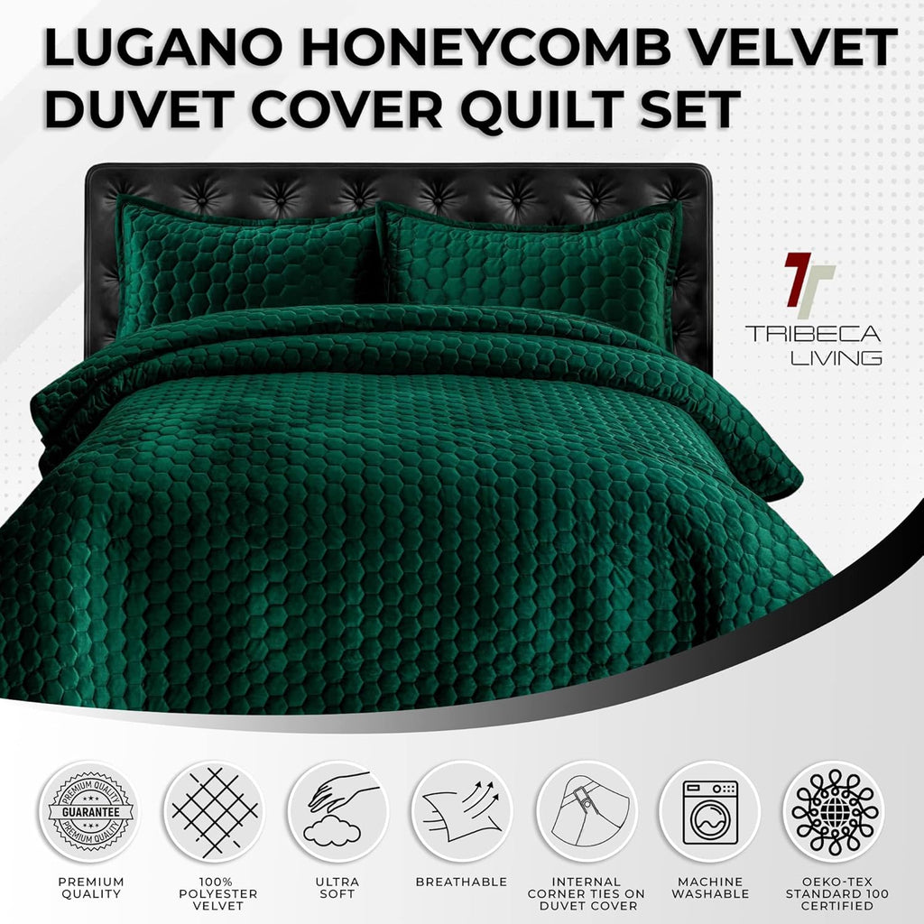 Tribeca Living Velvet King Quilt Set - Three-Piece Honeycomb Stitch Bedding, Super Soft 260GSM Velvet, Oversized Quilt and Two Sham Pillowcases, Emerald Green - Grand Goldman