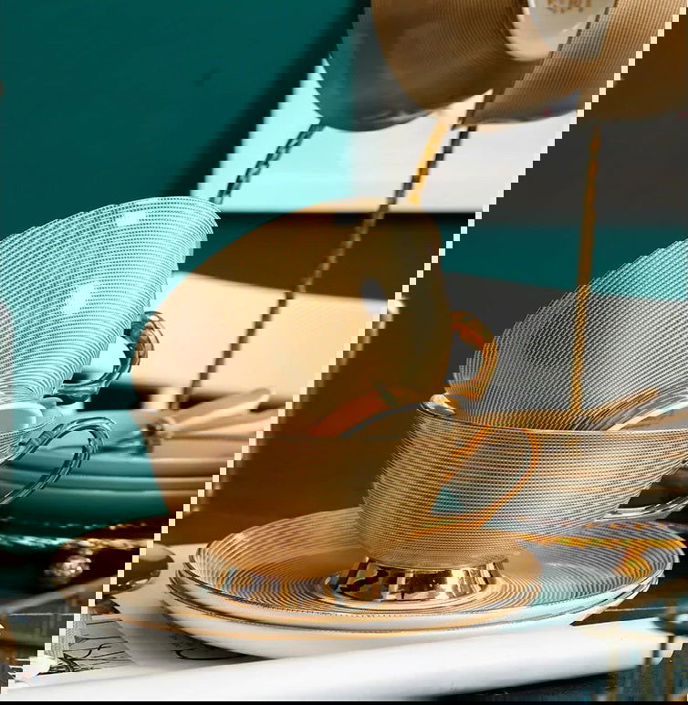 VEGAS Elegant British European Coffee Cup Set Luxury Afternoon Tea Set with Gold Textured Cups and Saucers Perfect Souvenir Gift Pack for Mother Father Wedding Office Bar Restaurant Cafe and Teahouse - Grand Goldman