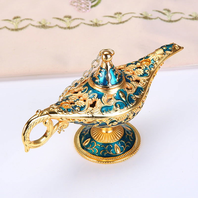 Victorian Decorative Gold Oil Lamp Arabesque Zinc Alloy European Style Classical Handicraft - Grand Goldman
