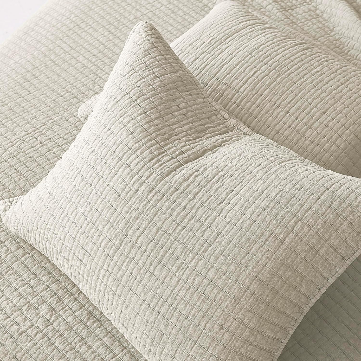 WDCOZY Beige Muslin Cotton Quilt Bedding Sets King Size with 2 Pillow Shams, Neutral Shabby Chic Rustic Textured Gauze Lightweight Country Soft Bedspread Coverlet for All Season, 3 Pieces - Grand Goldman