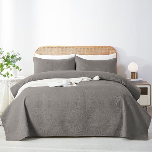 WURUIBO Black Full/Queen Quilt Bedding Set, 3 Pieces Lightweight Bedspreads with Pillow Shams, Microfiber Modern Thin Coverlet, Summer Quilted Comforter for All Season (1 Quilt, 2 Shams) - Grand Goldman