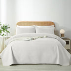 WURUIBO Black Full/Queen Quilt Bedding Set, 3 Pieces Lightweight Bedspreads with Pillow Shams, Microfiber Modern Thin Coverlet, Summer Quilted Comforter for All Season (1 Quilt, 2 Shams) - Grand Goldman