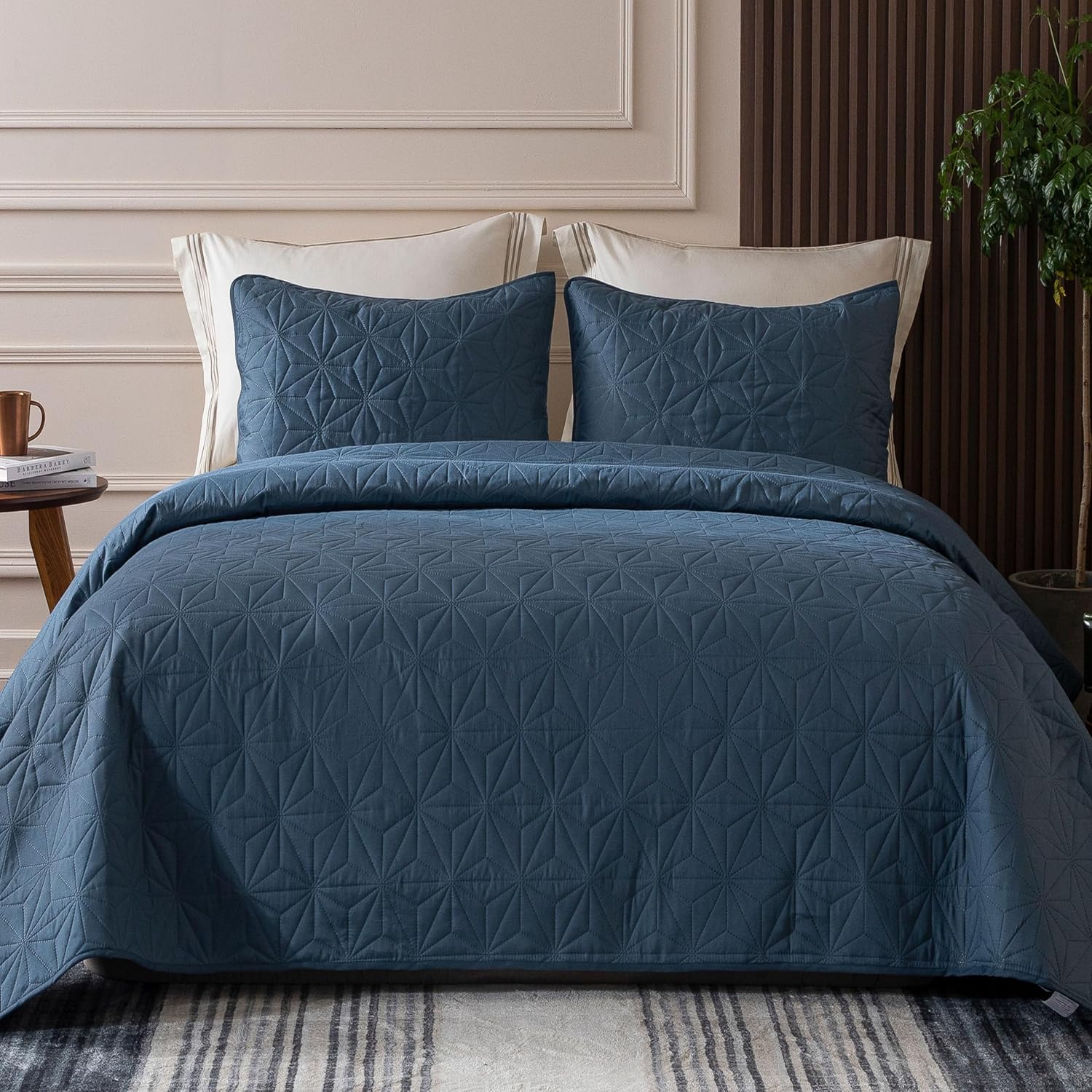 Whale Flotilla Queen Size Quilt Bedding Set, Soft Purple Queen/Full Quilts Bedspreads for All Seasons, Lightweight Geometric Star Pattern Coverlets - 3 Pieces(1 Quilt, 2 Pillow Shams) - Grand Goldman