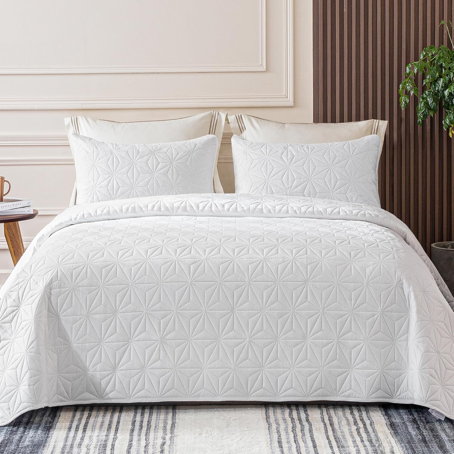 Whale Flotilla Queen Size Quilt Bedding Set, Soft Purple Queen/Full Quilts Bedspreads for All Seasons, Lightweight Geometric Star Pattern Coverlets - 3 Pieces(1 Quilt, 2 Pillow Shams) - Grand Goldman