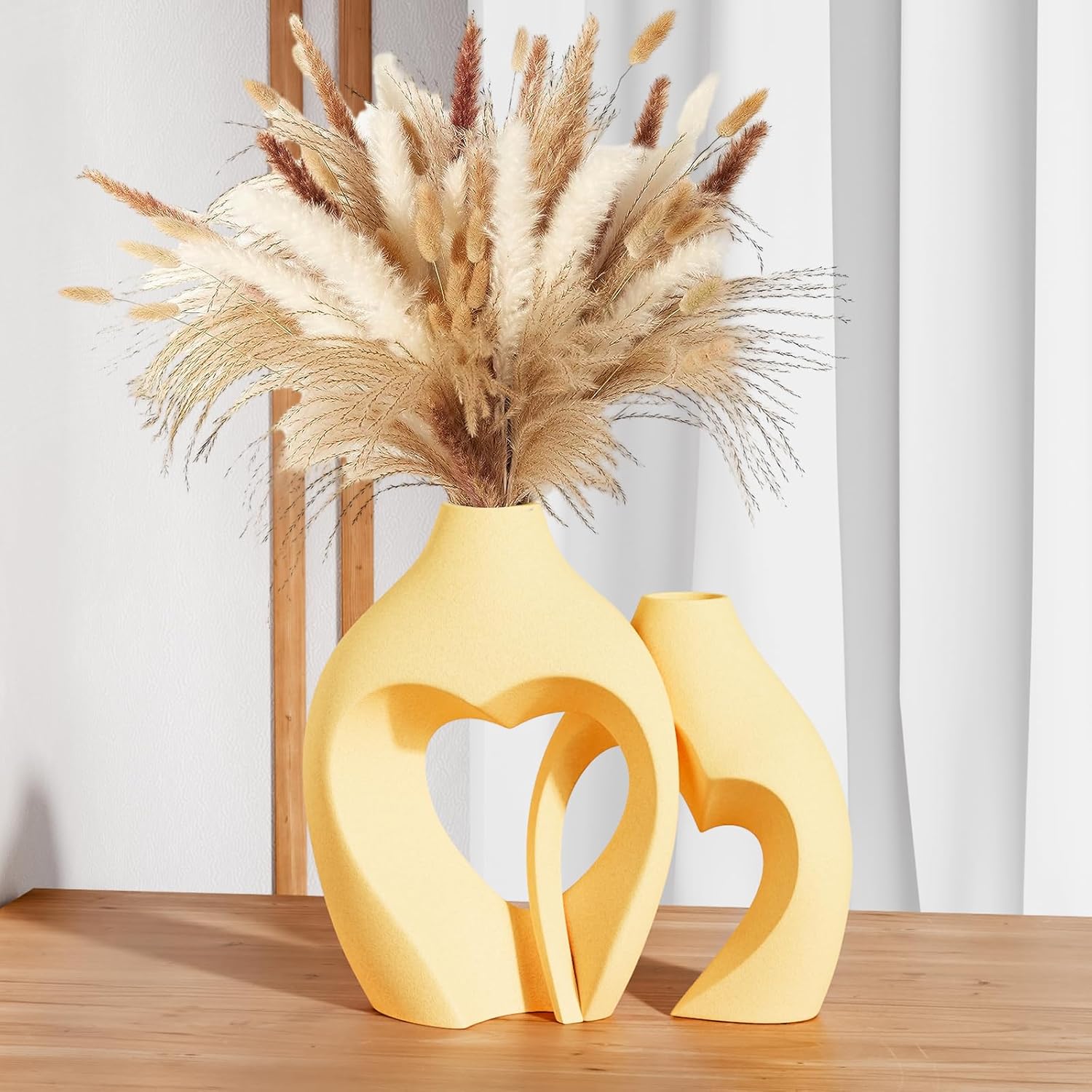 White Vases for Decor, Heart Shaped Ceramic Vase Set of 2, Nordic Heart Shaped Vases, Minimalist Decorative Vase for Table Centerpiece Wedding Dining Living Room Office House Decoration - Grand Goldman