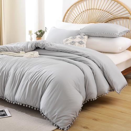 YIRDDEO Queen Comforter Set - Comforter Queen Size Sets with Ball Pom Fringe, Soft Bedding Set for All Seasons - 3 Pieces, 1 Comforter (90"x90") & 2 Pillow Shams (20"x26"), Sage Green - Grand Goldman