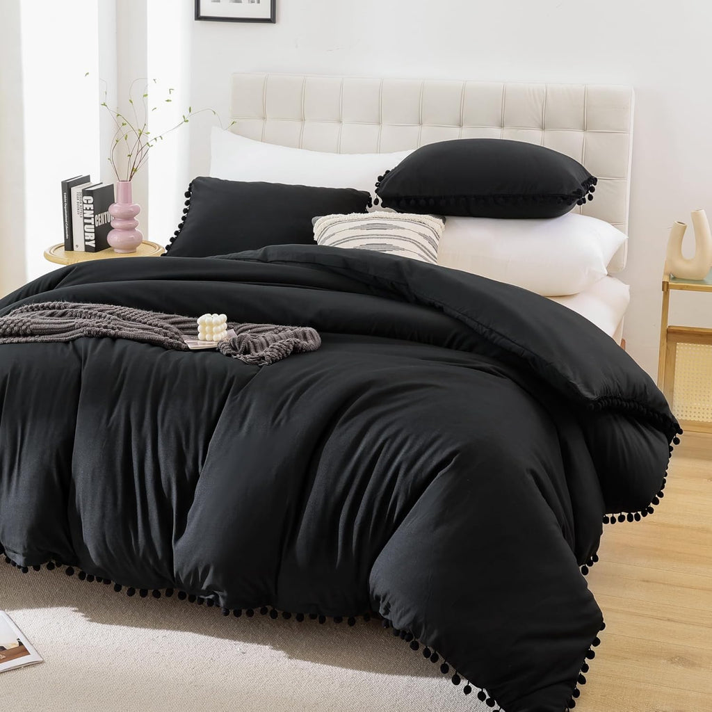 YIRDDEO Queen Comforter Set - Comforter Queen Size Sets with Ball Pom Fringe, Soft Bedding Set for All Seasons - 3 Pieces, 1 Comforter (90"x90") & 2 Pillow Shams (20"x26"), Sage Green - Grand Goldman