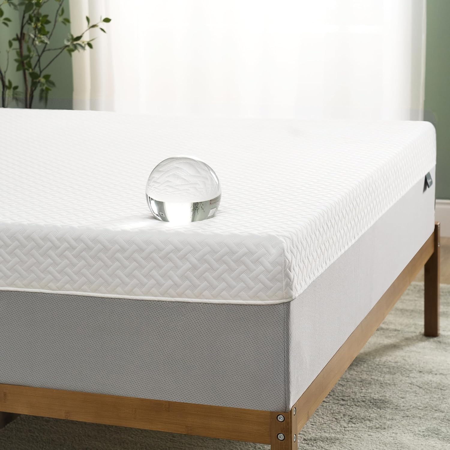 ZINUS 10 Inch Green Tea Essential Memory Foam Mattress [New Version], Queen, Fiberglass Free, Medium Feel, Breathable Airflow Memory Foam, Certified Safe Foams & Fabric, Mattress in A Box - Grand Goldman