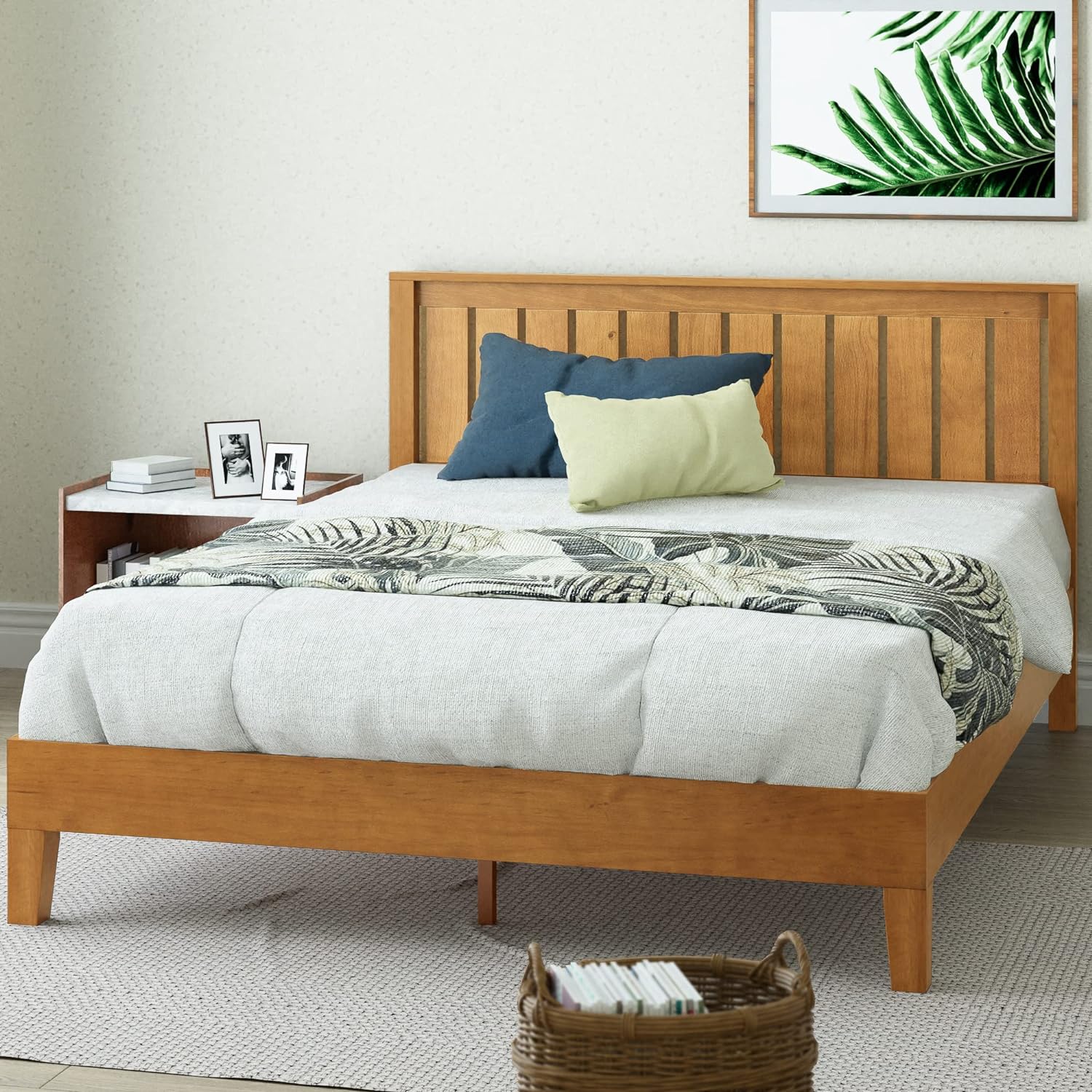 ZINUS Alexis Deluxe Wood Platform Bed Frame, Solid Wood Foundation, No Box Spring Needed, Wood Slat Support, Easy Assembly, Rustic Pine, Queen - Grand Goldman