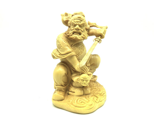 Statue de Dieu sculptée en bois de buis de Thuya
