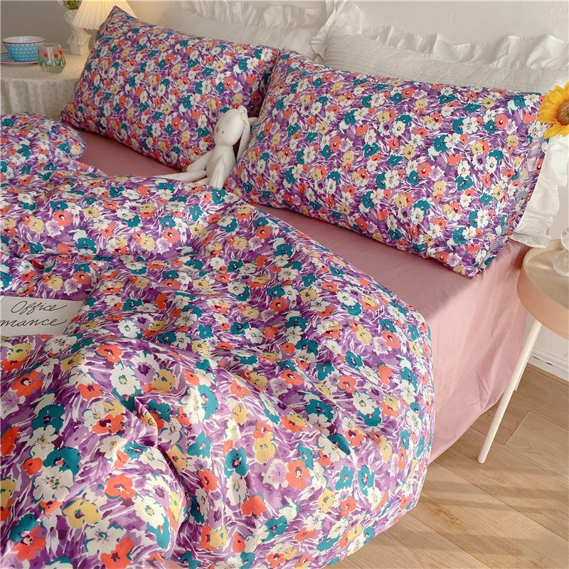 Small Floral Gentle Girl Heart Bedding Set Of Four