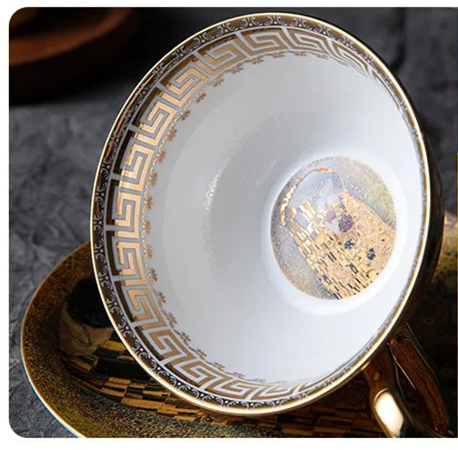 GUSTAV KLIMT "The Lovers" inspireret europæisk kaffesæt i Bone China - Tekopper og underkoppakke Retro luksus porcelænskrus til fødselsdagsbryllup Særlige lejligheder, middagspar med gaveæske