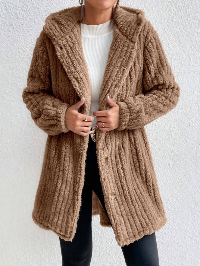 Manteau Teddy à Capuche avec Boutons sur le Devant