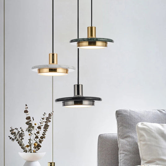 Lustre minimaliste rond en marbre nordique