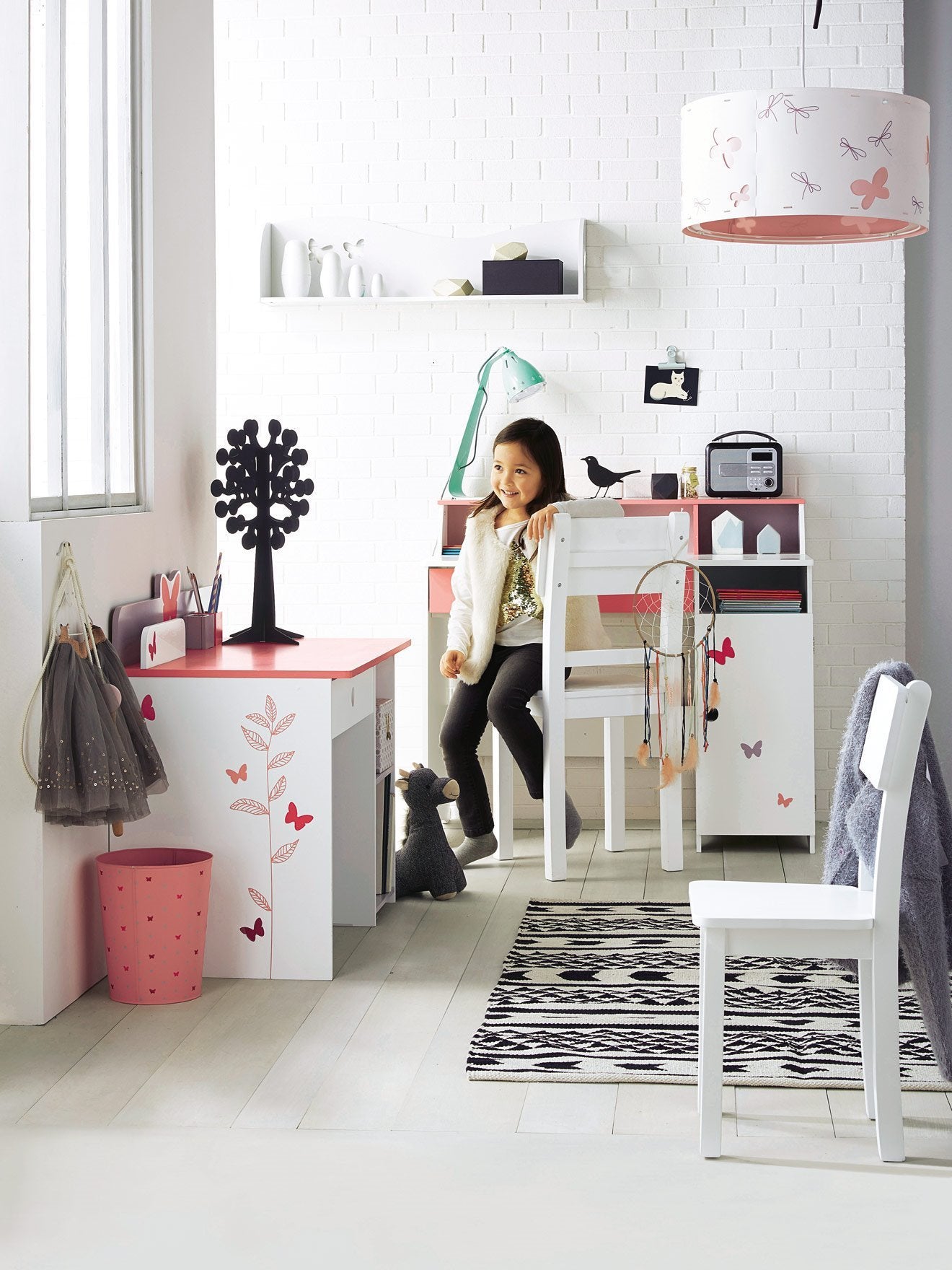 Children's Room Decorative Ledge Shelf