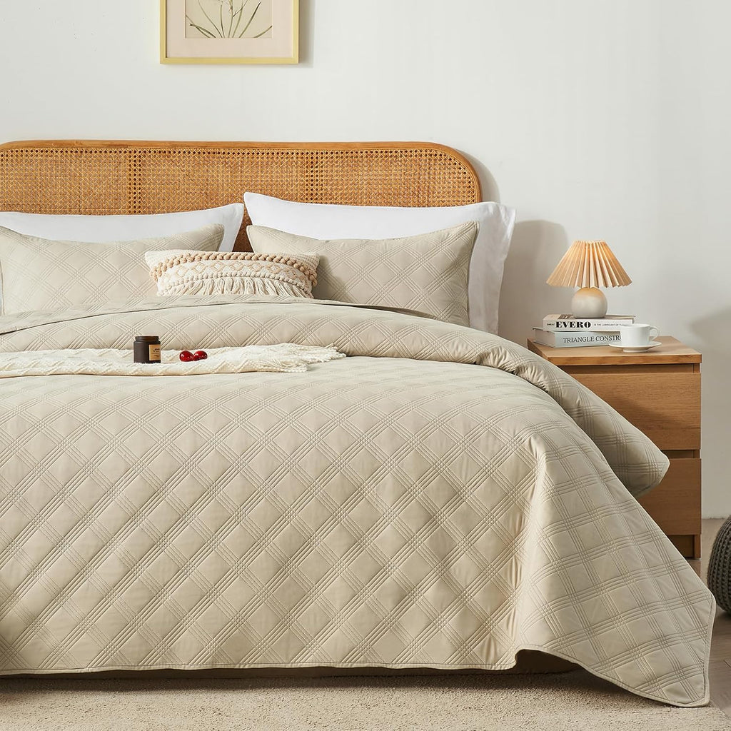 inron Queen Quilt Bedding Set,Soft Ultrasonic Full/Queen Quilt Set, Lightweight Olive Green Bedspread Queen Size,Cozy Geometric Coverlet Set for All Seasons(Includes 1 Quilt and 2 Pillow Shams) - Grand Goldman